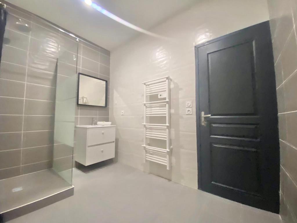 Sleep&See 8 Saint-Etienne  Ngoại thất bức ảnh